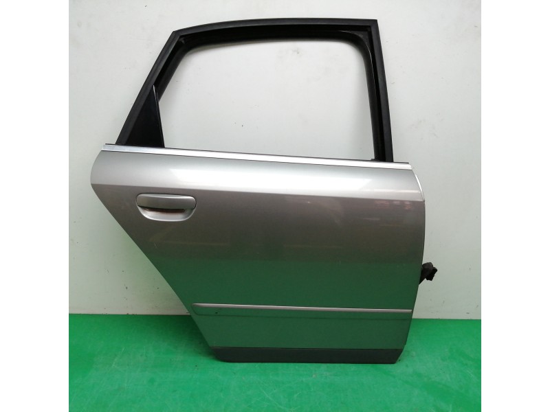 Recambio de puerta trasera derecha para audi a4 berlina (8e) 2.5 tdi quattro (132kw) referencia OEM IAM   
