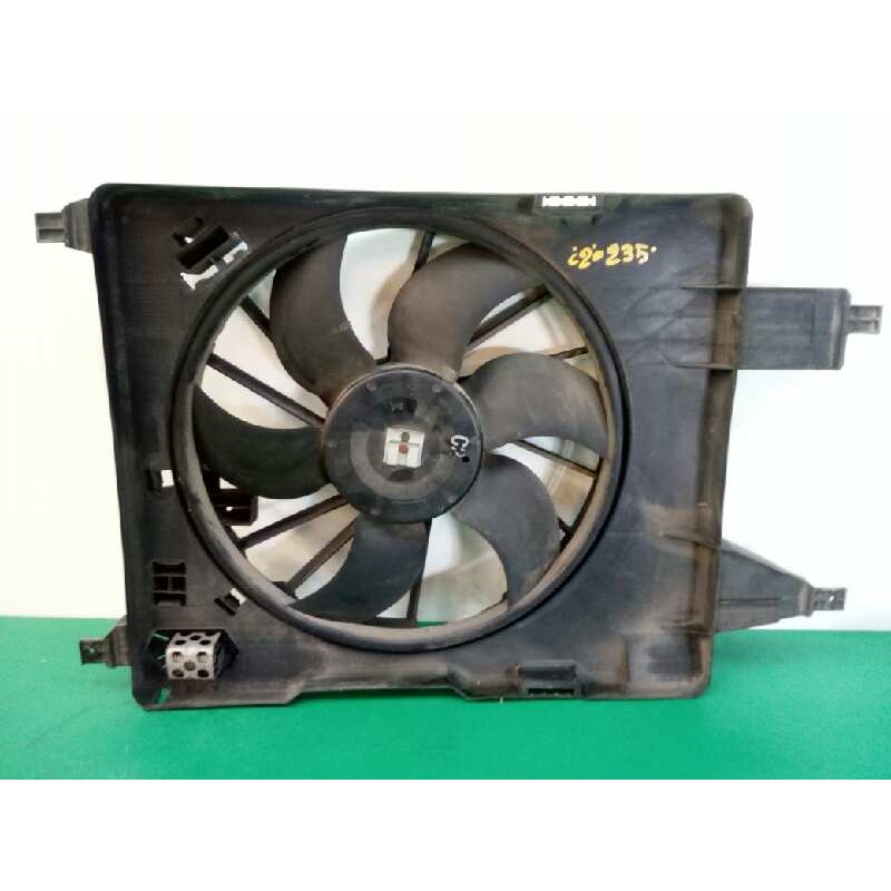 Recambio de electroventilador para renault megane ii berlina 5p confort dynamique referencia OEM IAM 8200151464  