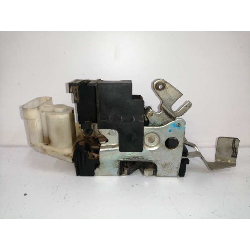 CERRADURA PUERTA LATERAL DERECHA