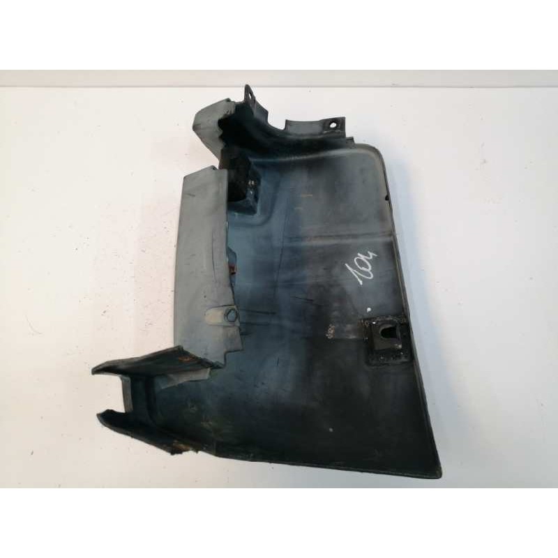 PUNTERA PARAGOLPES TRASERA IZQUIERDA