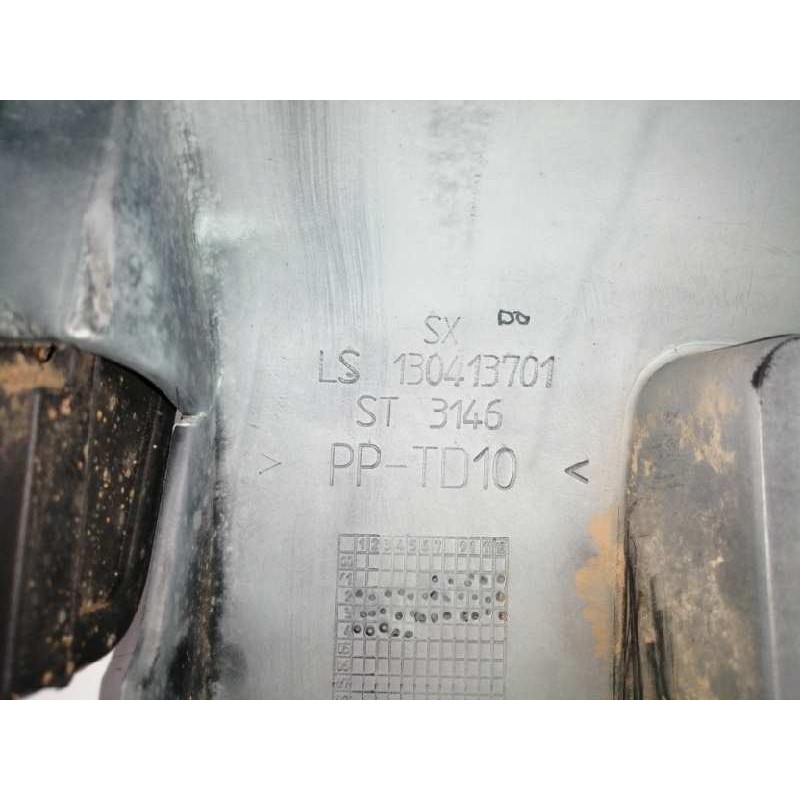 PUNTERA PARAGOLPES TRASERA IZQUIERDA