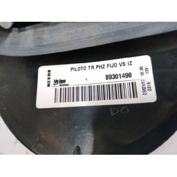 Recambio de piloto trasero izquierdo para renault megane i fase 2 classic (la..) referencia OEM IAM 89301490  