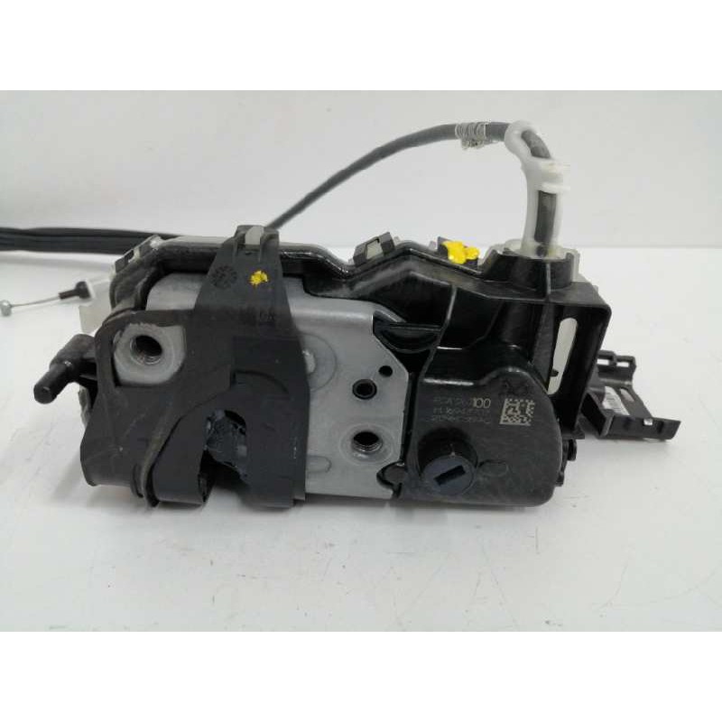 Recambio de cerradura puerta trasera derecha para opel crossland x 1.2 referencia OEM IAM 267100  