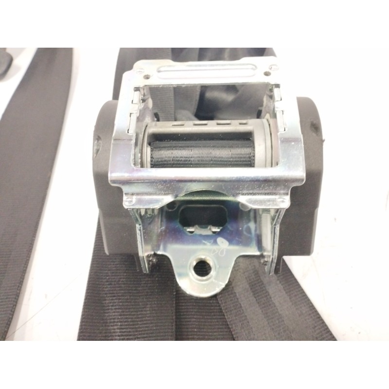 CINTURON SEGURIDAD TRASERO DERECHO