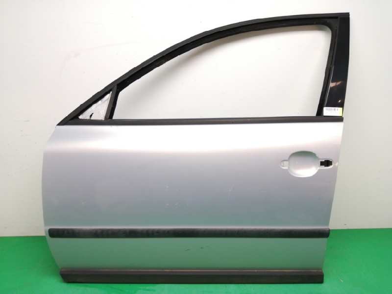 Recambio de puerta delantera izquierda para volkswagen passat berlina (3b2) 1.9 tdi referencia OEM IAM 3B4831051BE  CARIBE