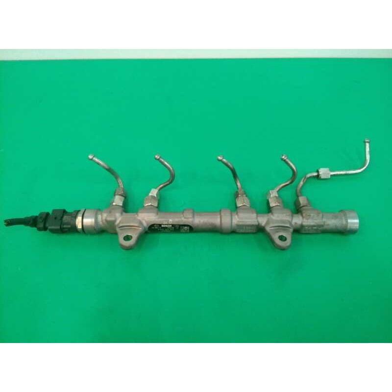 Recambio de rampa inyectora para fiat doblo active referencia OEM IAM 55234437 0445214217 