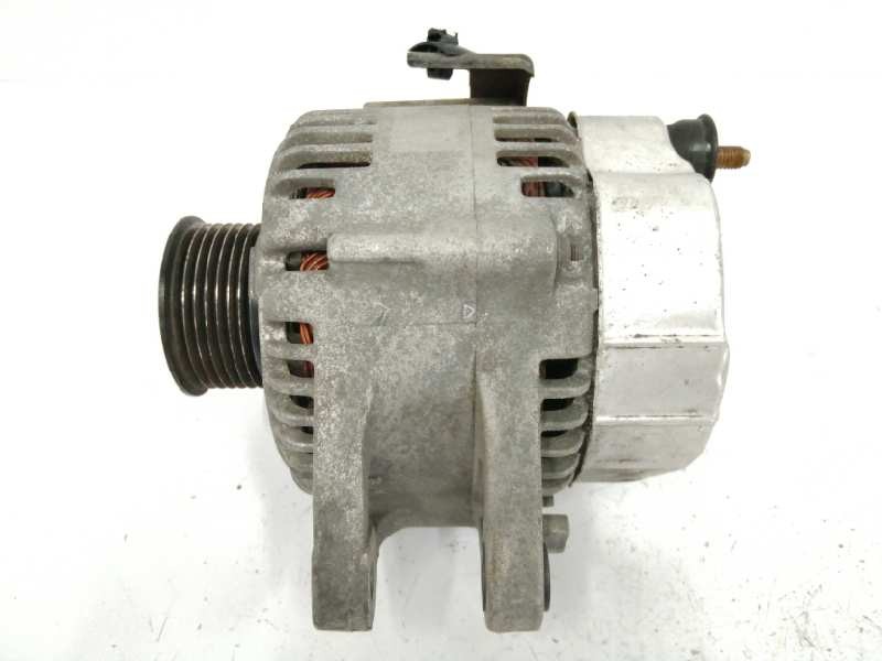 Recambio de alternador para kia sorento 2.5 crdi referencia OEM IAM 373004A300  