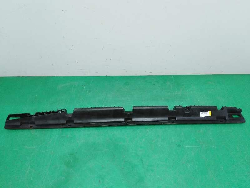 Recambio de estribos laterales para bmw x3 (e83) 2.5 24v referencia OEM IAM 51633401010 LADO DERECHO 