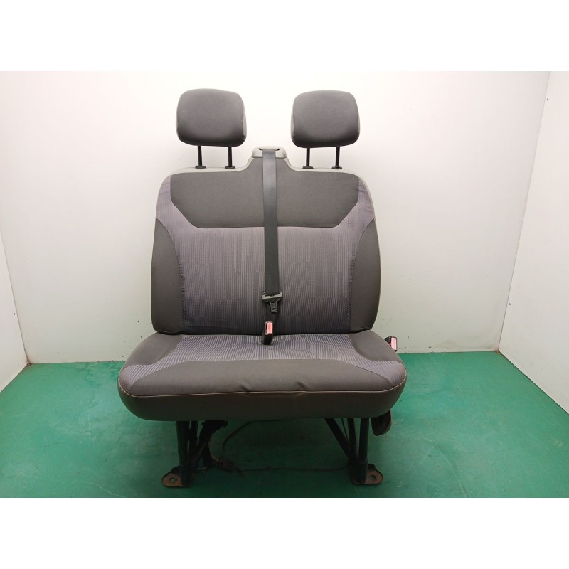Recambio de asiento delantero derecho para opel vivaro a autobús (x83) 2.5 dti (f7, j7, a07) referencia OEM IAM 91159835  
