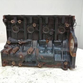 Recambio de bloque para kia sorento 2.5 crdi cat referencia OEM IAM D4CB  