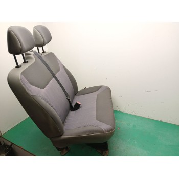 Recambio de asiento delantero derecho para opel vivaro a autobús (x83) 2.5 dti (f7, j7, a07) referencia OEM IAM 91159835  