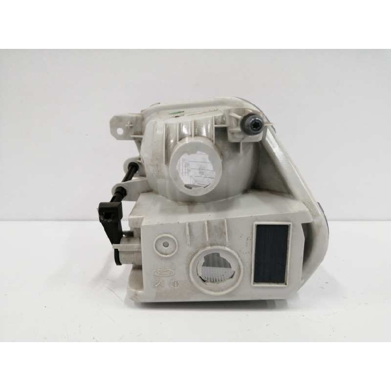 FARO ANTINIEBLA DERECHO SIN PORTALAMPARAS