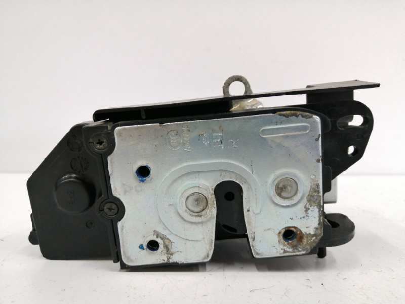 Recambio de cerradura puerta trasera derecha para ssangyong actyon 2.0 td cat referencia OEM IAM 7132009005 Recambio de cerradura puerta trasera derecha para ssangyong actyon 2.0 td cat referencia OEM IAM 7132009005