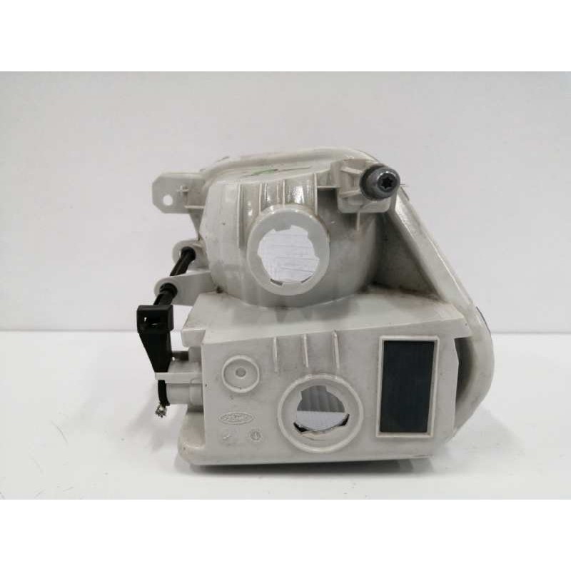 FARO ANTINIEBLA DERECHO SIN PORTALAMPARAS