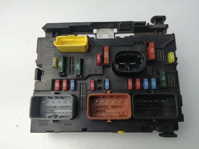 Recambio de caja reles / fusibles para citroën c2 1.4 hdi referencia OEM IAM 9659741780 Recambio de caja reles / fusibles para citroën c2 1.4 hdi referencia OEM IAM 9659741780