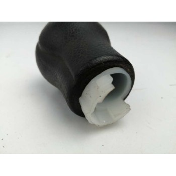 Recambio de pomo palanca cambio para toyota hilux viii pick-up (_n1_) 2.4 d 4wd (gun125_) referencia OEM IAM 335040K230C0  