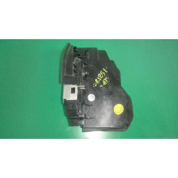 CERRADURA PUERTA TRASERA DERECHA 7154630 