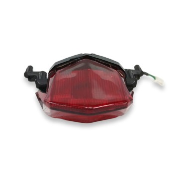 Recambio de piloto trasero para macbor stormer r125e4 referencia OEM IAM   