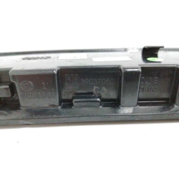 Recambio de luz central de freno para opel crossland x referencia OEM IAM 39037080  