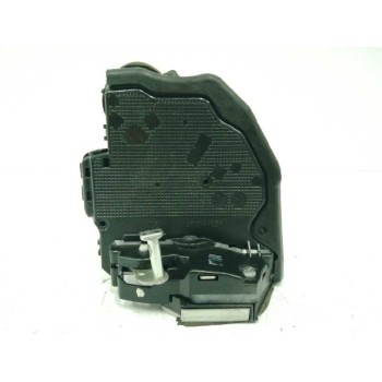 Recambio de cerradura puerta trasera izquierda para toyota auris 1.4 turbodiesel cat referencia OEM IAM   