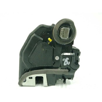 Recambio de cerradura puerta trasera izquierda para toyota auris 1.4 turbodiesel cat referencia OEM IAM   