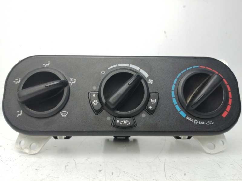 Recambio de mando calefaccion / aire acondicionado para dodge caliber 2.0 16v crd cat referencia OEM IAM 55111874AC P55111874AC 