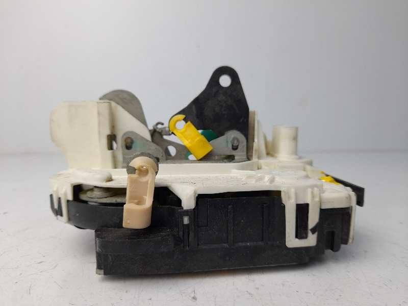 Recambio de cerradura puerta trasera izquierda para dodge caliber 2.0 16v crd cat referencia OEM IAM 04589415AF  