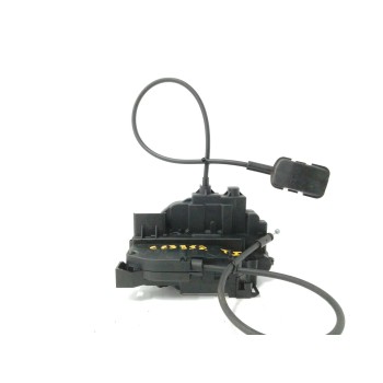 Recambio de cerradura puerta trasera izquierda para renault megane iii berlina 5 p 1.5 dci diesel cat referencia OEM IAM 8250300