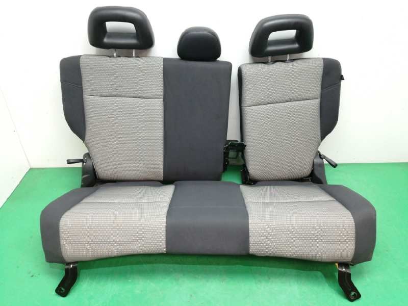 Recambio de asientos traseros para dodge caliber 2.0 16v crd cat referencia OEM IAM   