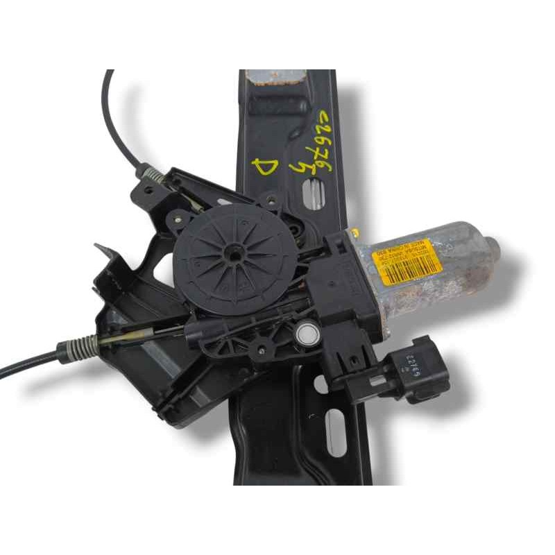 ELEVALUNAS DELANTERO DERECHO