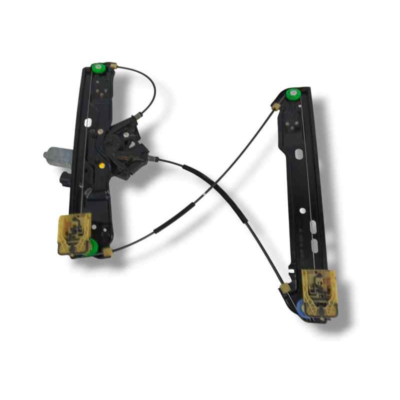 ELEVALUNAS DELANTERO DERECHO