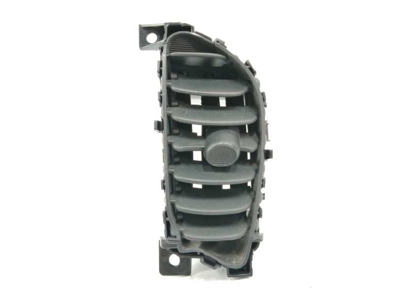 Recambio de rejilla aireadora para nissan juke (f15) 1.6 16v cat referencia OEM IAM 687501KK0A CENTRAL DERECHA 