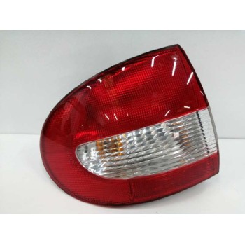 Recambio de piloto trasero izquierdo para renault megane i fase 2 classic (la..) referencia OEM IAM 89301490  