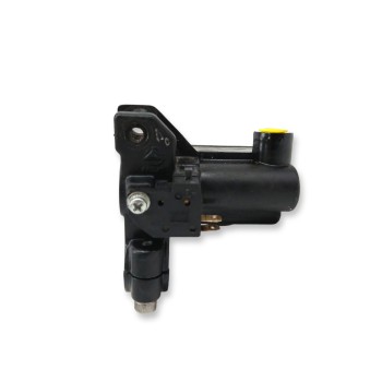 Recambio de bomba freno delantera para macbor stormer r125e4 referencia OEM IAM   