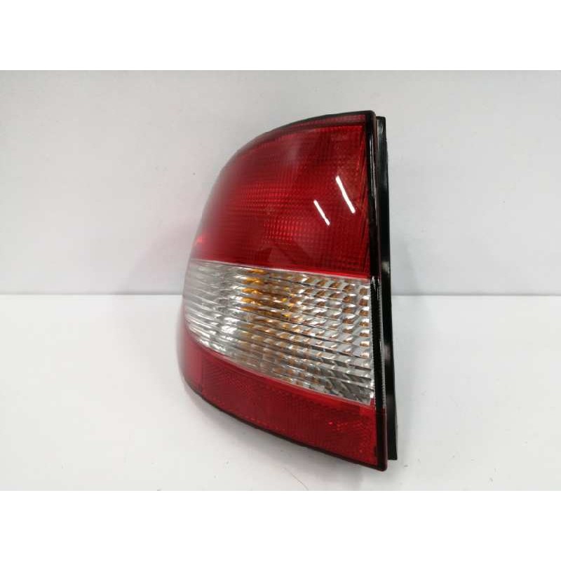 Recambio de piloto trasero izquierdo para renault megane i fase 2 classic (la..) referencia OEM IAM 89301490  