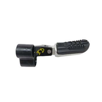 Recambio de estribera izquierda para macbor stormer r125e4 referencia OEM IAM  DELANTERA 