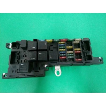 CAJA RELES / FUSIBLES 518828108 