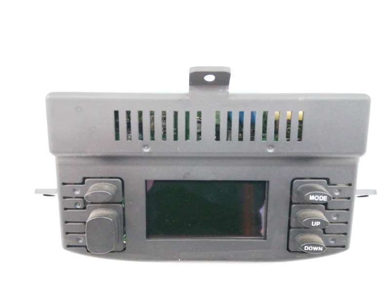 Recambio de pantalla multifuncion para ssangyong rodius xdi referencia OEM IAM 8029021000 200511160042 