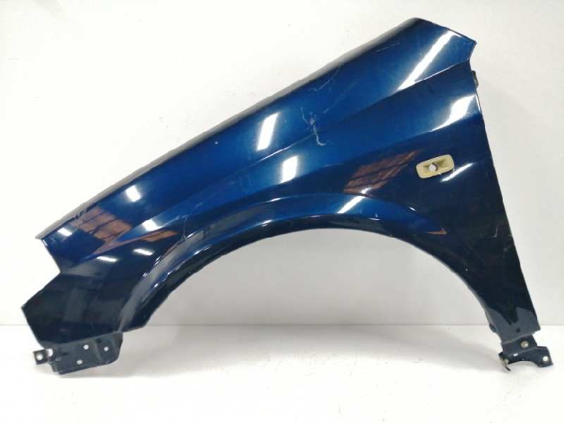 Recambio de aleta delantera izquierda para nissan primera berlina (p12) visia referencia OEM IAM 63101AV630  