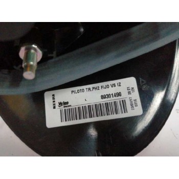 Recambio de piloto trasero izquierdo para renault megane i fase 2 classic (la..) referencia OEM IAM 89301490  