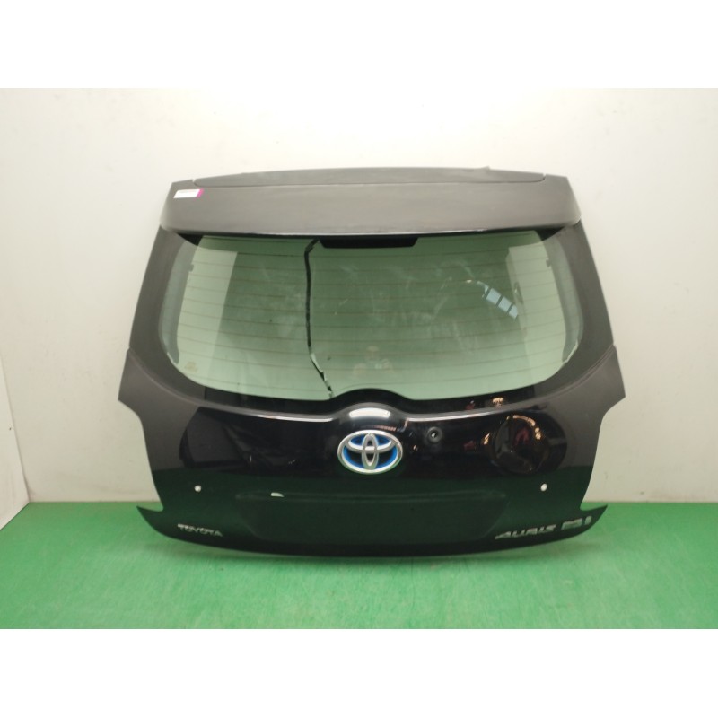 Recambio de porton trasero para toyota auris hybrid active referencia OEM IAM  NECESITA REPARACION 