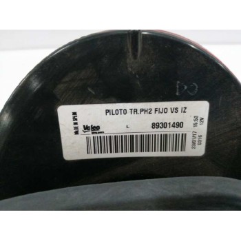 Recambio de piloto trasero izquierdo para renault megane i fase 2 classic (la..) referencia OEM IAM 89301490  
