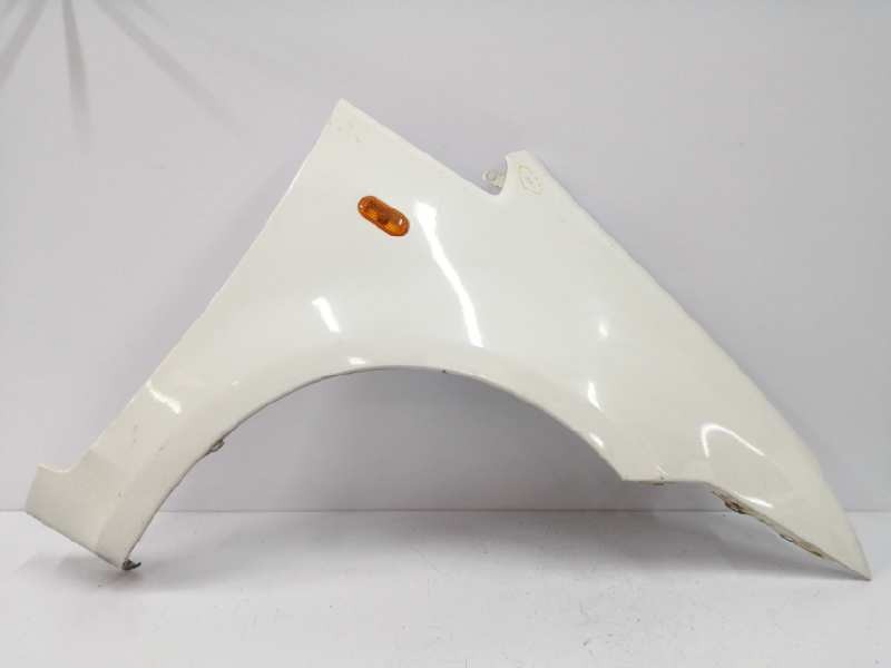 Recambio de aleta delantera derecha para ford focus c-max (cap) trend (d) referencia OEM IAM   