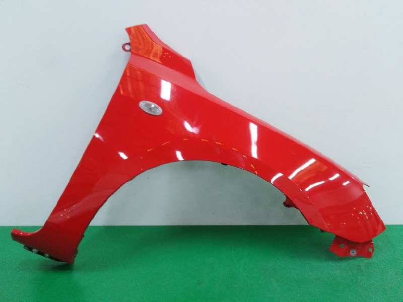Recambio de aleta delantera derecha para mazda 3 berlina (bk) 1.6 cd diesel cat referencia OEM IAM   