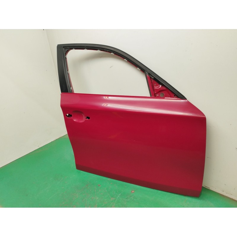 PUERTA DELANTERA DERECHA