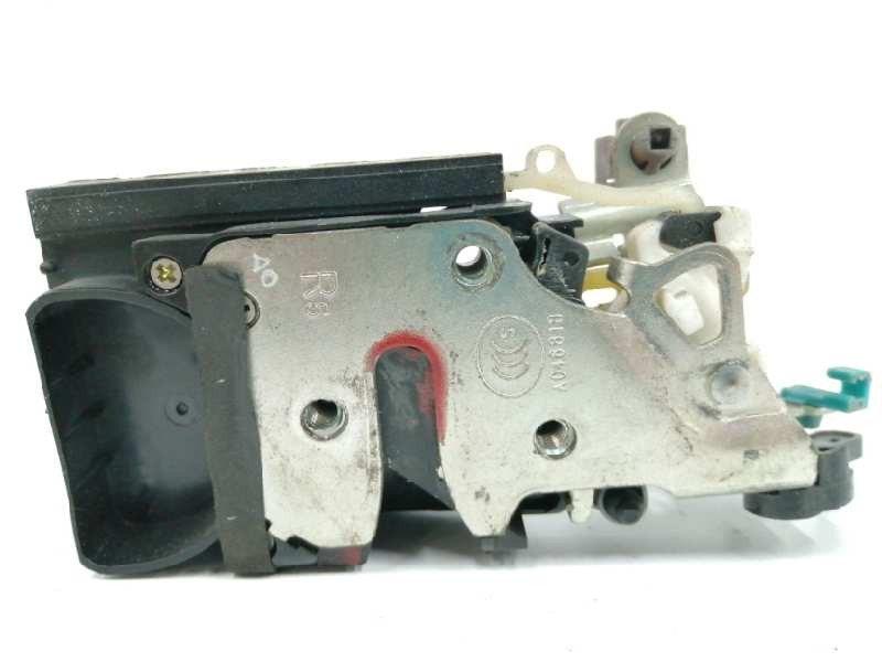 Recambio de cerradura puerta trasera derecha para chevrolet aveo 1.2 cat referencia OEM IAM 96801710  