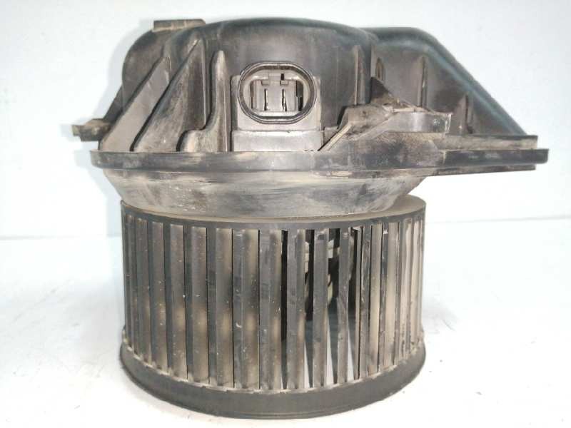 Recambio de motor calefaccion para renault trafic combi (ab 4.01) 1.9 diesel referencia OEM IAM   