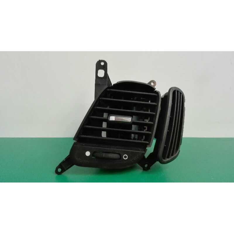 Recambio de rejilla aireadora para iveco daily ka 2.3 diesel cat referencia OEM IAM  DELANTERA DERECHA 