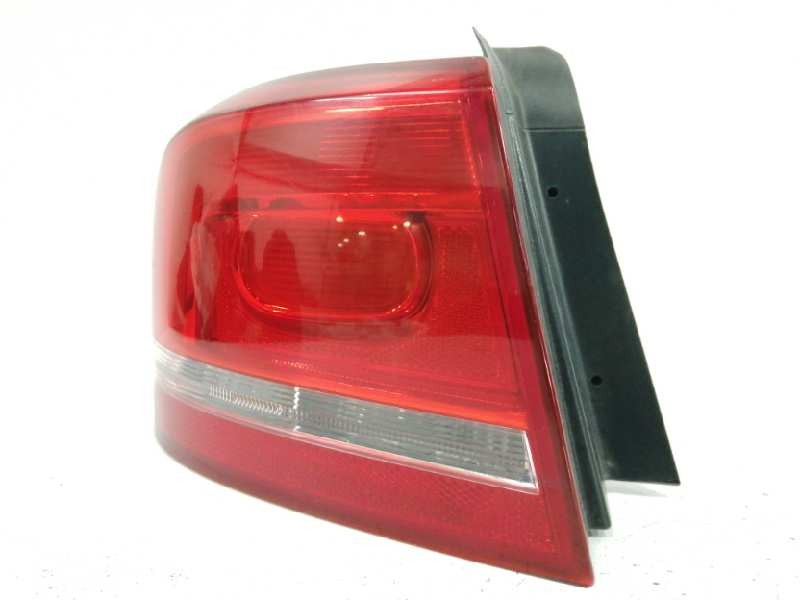 Recambio de piloto trasero izquierdo para volkswagen passat lim. (362) 2.0 tdi referencia OEM IAM 3AE945095F  