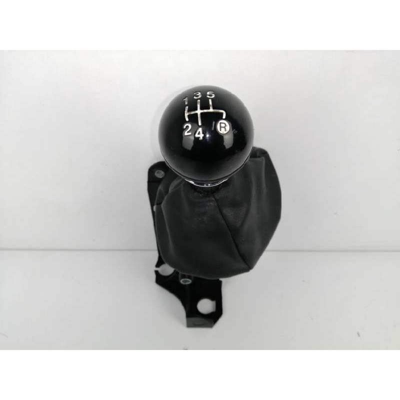 Recambio de palanca cambio para fiat nuova 500 (150) 1.2 cat referencia OEM IAM 6071690101  